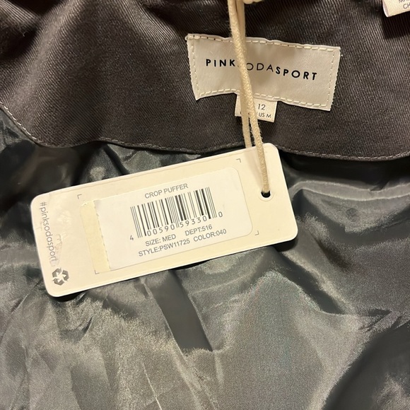 Pink Soda Sport Crop Puffer jacket - Picture 9 of 9